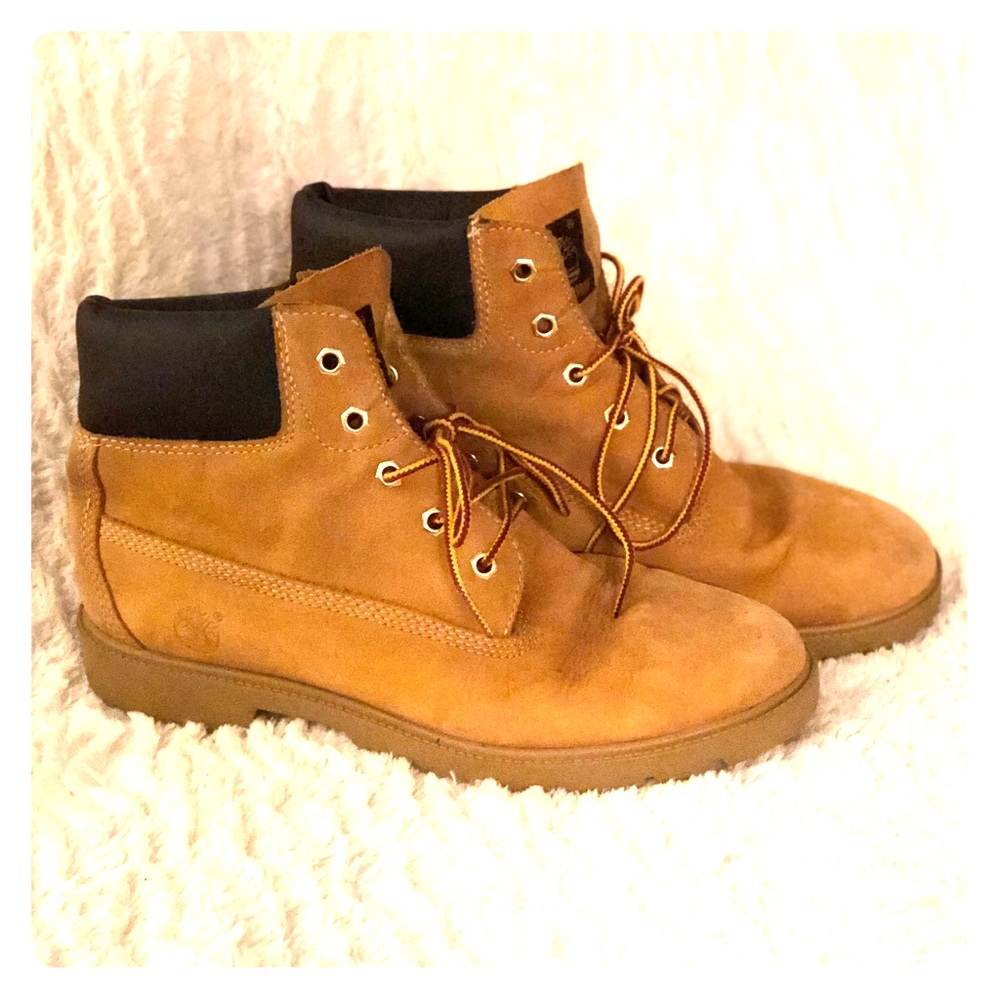 Timberland boots ... gently worn ... boys size 7